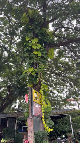 ร้านอาหารปั๋นใจ๋ - การบริการอาหารและที่พัก