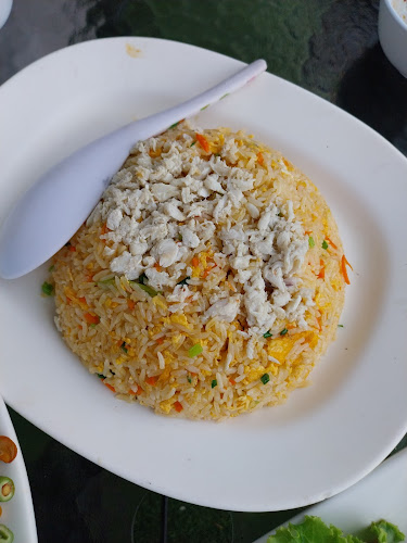 Opinii despre ครัวสวนสน โคราช​ &​ คาราโอเกะ​ ใหม่ în อำเภอเมืองนครราชสีมา - การบริการอาหารและที่พัก