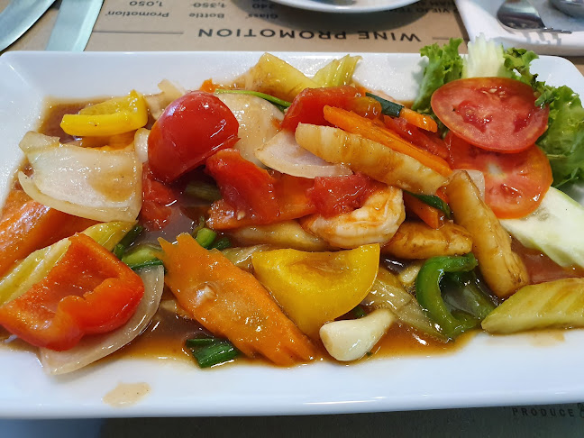 Cafe 101 - การบริการอาหารและที่พัก