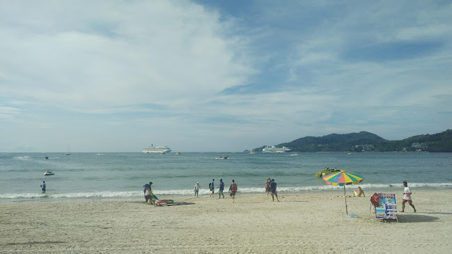 52 ถ. ทวีวงศ์ ตำบลป่าตอง อำเภอกะทู้ ภูเก็ต 83150