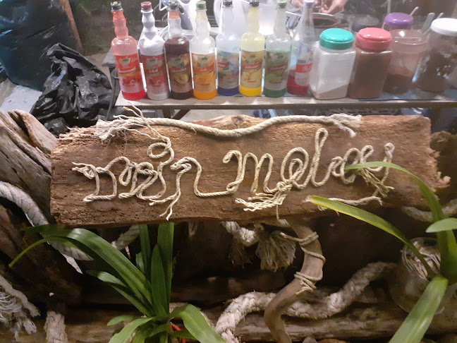 บ้านโรตี ทิชชู ป่าตอง (HALAL FOOD) - การบริการอาหารและที่พัก