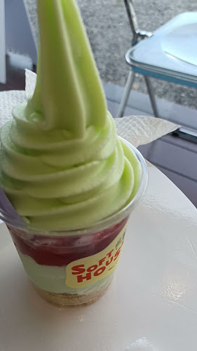 720 ซอย ทวีรัตน์ ตำบล คอหงส์ อำเภอหาดใหญ่ สงขลา 90110