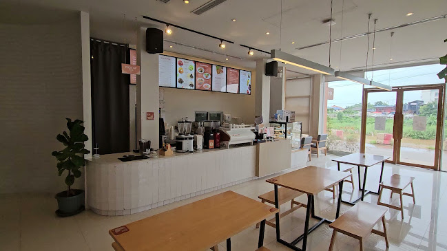 Opinii despre Ruma Cafe & Co-Working Space în เมือง - การบริการอาหารและที่พัก