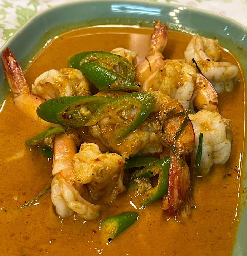 4 15 ถ. ศักดิเดชน์ ตำบลตลาดเหนือ อำเภอเมืองภูเก็ต ภูเก็ต 83000