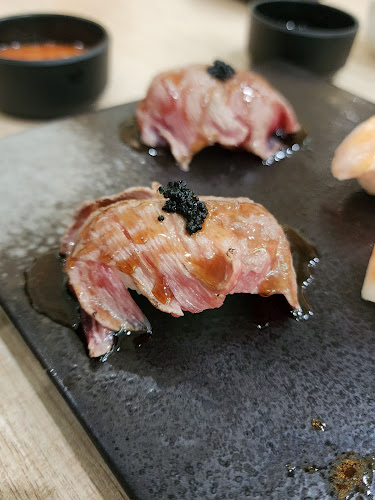 ร้านบุษบาปลาย่าง - การบริการอาหารและที่พัก