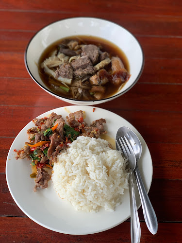 เจ๊นา เกาเหลาเนื้อเปื่อย อาหารตามสั่ง - อำเภอบางบัวทอง