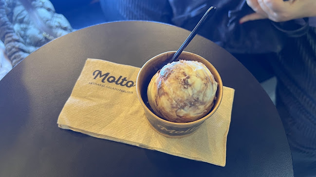 Opinii despre Molto Gelato สาขาเซ็นทรัลขอนแก่น în อำเภอเมืองขอนแก่น - การบริการอาหารและที่พัก
