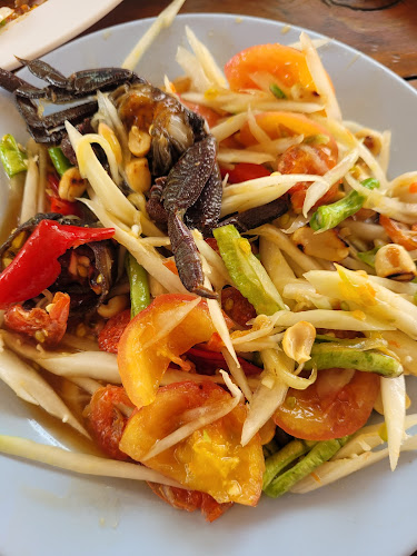 ส้มตำริมคลอง ไก่ย่างวิเชียรเจ้าเก่า