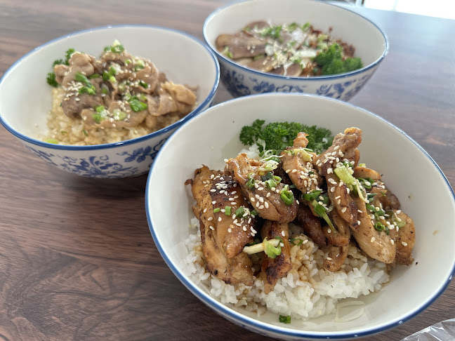 Comentarii opinii despre Mama Donburi&Ramen ตลาดดรีมแลนด์มาร์เก็ต