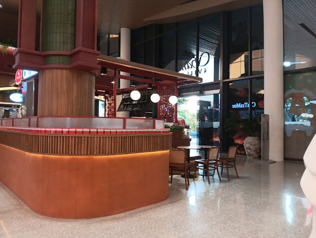 Bar B Q Plaza สาขาเซ็นทรัล นครสวรรค์ - การบริการอาหารและที่พัก