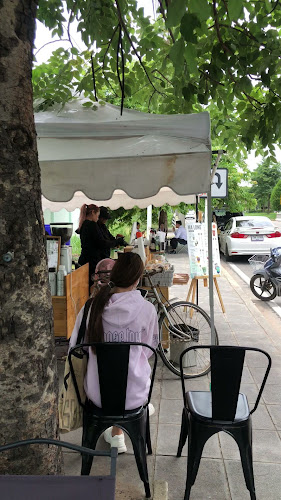 Opinii despre MA LONG CAFE. มาลอง în อำเภอเมืองนครราชสีมา - การบริการอาหารและที่พัก