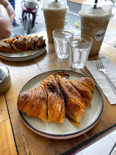 Street Cafe : Espresso bar - Mueang