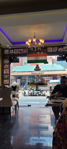 Opinii despre Haveli patong restaurant în อำเภอกะทู้ - การบริการอาหารและที่พัก