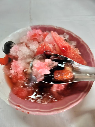 Opinii despre โอ้วเอ๋ว ตลาดฉำฉา în อำเภอเมืองภูเก็ต - การบริการอาหารและที่พัก