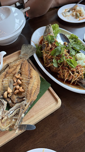 NINETY 9 Garden - การบริการอาหารและที่พัก