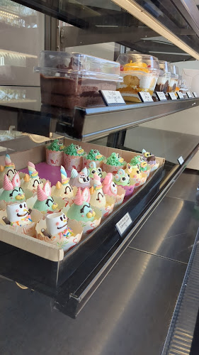 Ela Sweet - การบริการอาหารและที่พัก