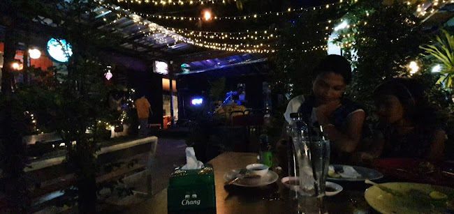 Long Aie ร้านลงเอย