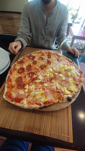 Pizzeria Agli Amici - อำเภอเมืองภูเก็ต