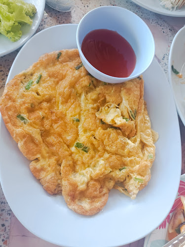 ป้ารุณ ซ.นาจอมเทียน 8 - การบริการอาหารและที่พัก