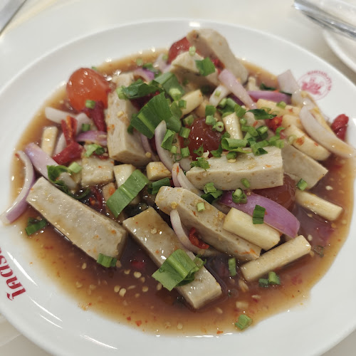 Comentarii opinii despre โคตรยำ ทองหล่อ khoadyum Thonglor