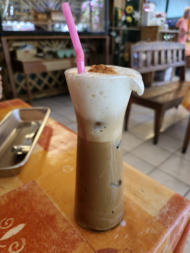 20/140 Moo 10 Soi Day Night 2 (behind TUKCOM, เมืองพัทยา อำเภอบางละมุง ชลบุรี 20150