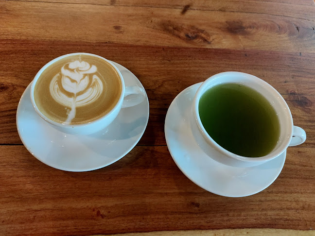 Midori Coffee Roastery - อำเภอเมืองร้อยเอ็ด