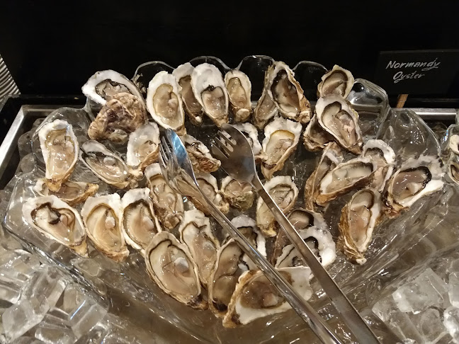 30 21 ถ. สุขุมวิท Nua 10110