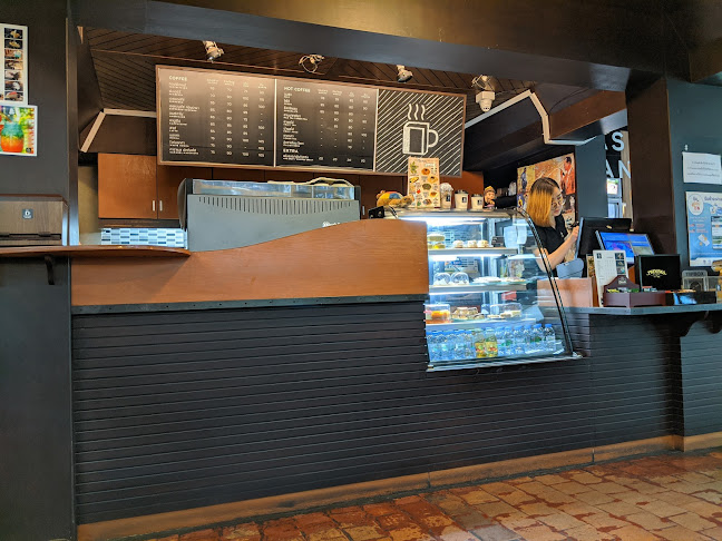 Coffee Tales - การบริการอาหารและที่พัก