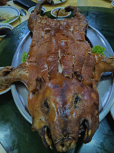 ร้านอาหารรังนกใต้ หาดใหญ่ Southern Thai Bird's Nest at Hatyai