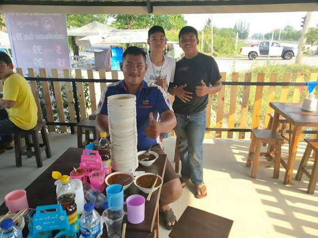 ตลาดแก้ว - Kaew Market - การบริการอาหารและที่พัก