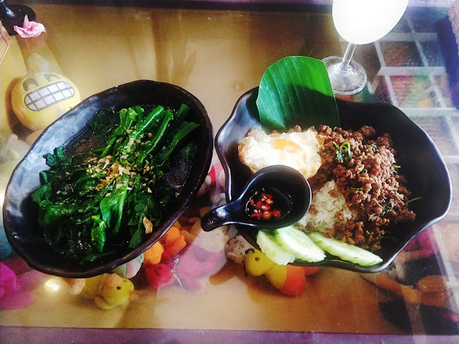 Jasmin's Café - การบริการอาหารและที่พัก