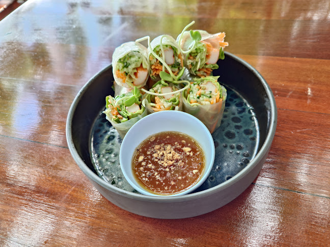 Opinii despre นิกิต้า în Phuket - การบริการอาหารและที่พัก