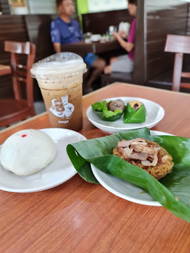 พังงา ซอย 4 ตำบลตลาดใหญ่ อำเภอเมืองภูเก็ต ภูเก็ต 83000