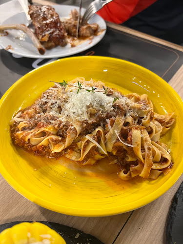 Comentarii opinii despre สกูซี่ Wood-Fired Pizza เซ็นทรัลแจ้งวัฒนะ