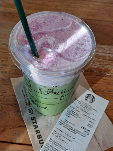 Opinii despre Starbucks (Central Village Outlet) în อำเภอบางพลี - การบริการอาหารและที่พัก
