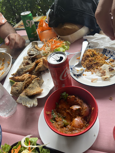 Spices Delight Restaurant - การบริการอาหารและที่พัก