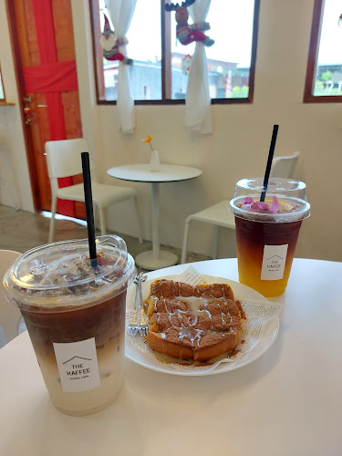 THE KAFFEE HOME CAFE - การบริการอาหารและที่พัก