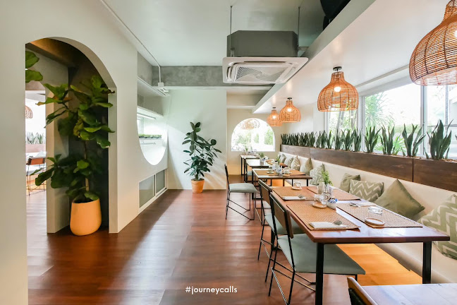 So French Restaurant and Bar - อำเภอกะทู้