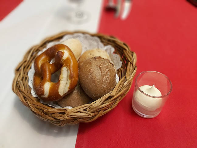 Opinii despre Chez Andy Swiss Restaurant & Steak House în อำเภอเมืองนครราชสีมา - การบริการอาหารและที่พัก