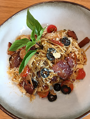 Tribe Cafe - อำเภอบางละมุง