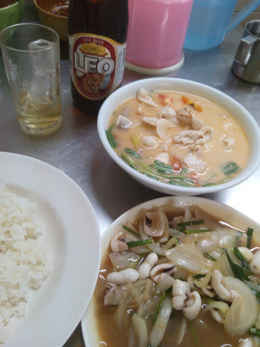 ブアカーオ名無し食堂 - อำเภอบางละมุง