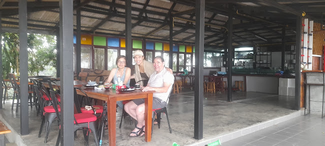 Mountain Jungle Restaurant