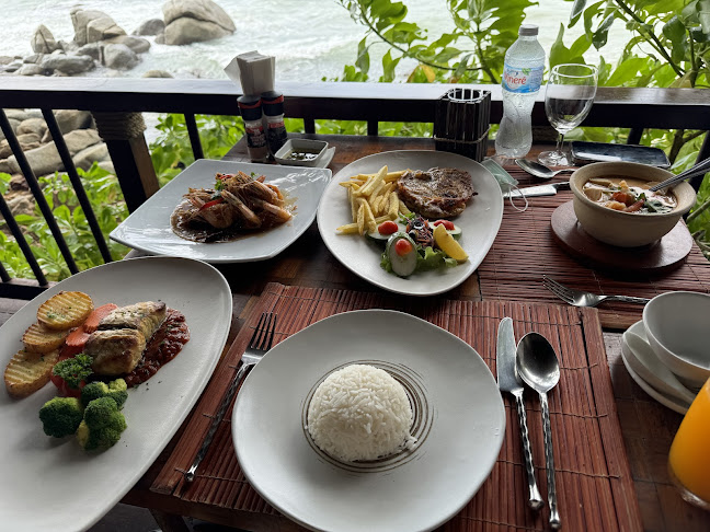 Opinii despre ออน เดอะ ร๊อค în อำเภอเมืองภูเก็ต - การบริการอาหารและที่พัก