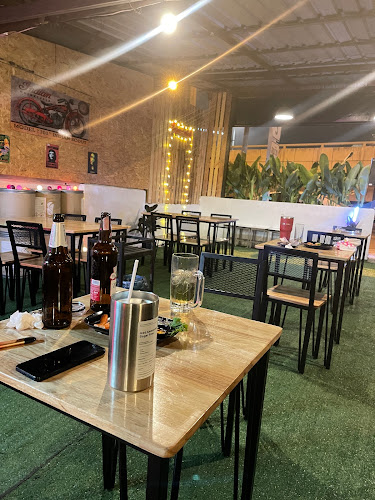 ล้านความสุขอ่าวอุดม - อำเภอศรีราชา