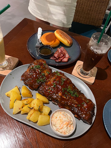 Comentarii opinii despre Austin Ribs Phuket