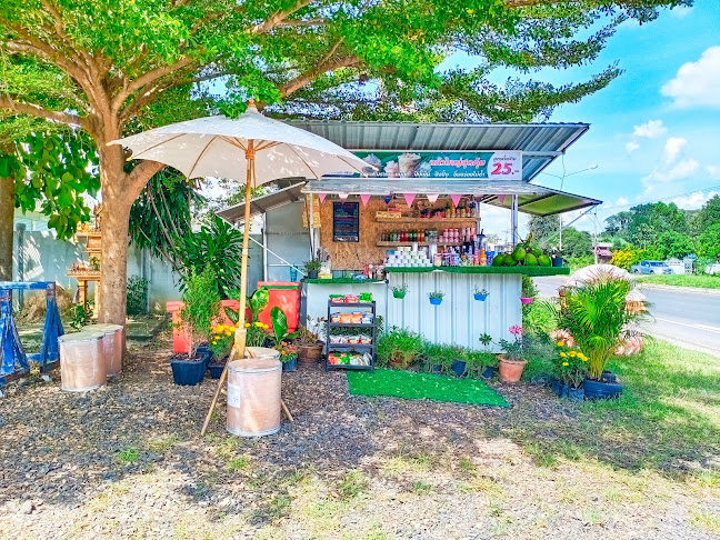 กาแฟริมทาง(บุลาว) - การบริการอาหารและที่พัก