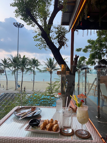 Beer Hubb (Pattaya Beach Road) - การบริการอาหารและที่พัก