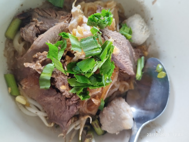 Opinii despre สวนผู้พันเมืองย่า ผู้พันตำแซ่บ în อำเภอเมืองนครราชสีมา - การบริการอาหารและที่พัก