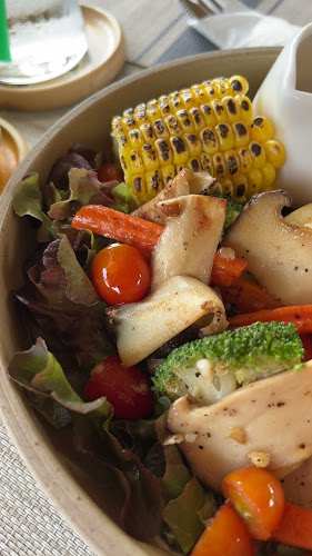 Coco's Nai Harn Cafe