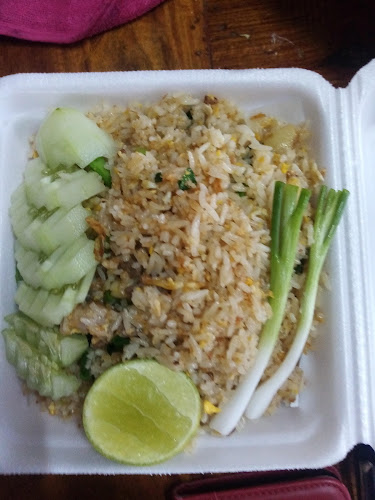 ครัวคุณนิ - การบริการอาหารและที่พัก